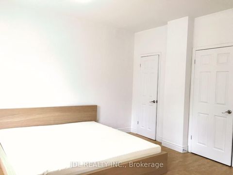 Photo 9 at 46 Sullivan Street, Chinatown, Toronto