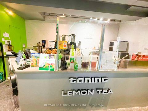 Photo 7 at 514 Yonge St Street, Bay Street Corridor, Toronto