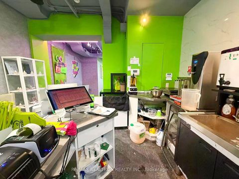 Photo 8 at 514 Yonge St Street, Bay Street Corridor, Toronto