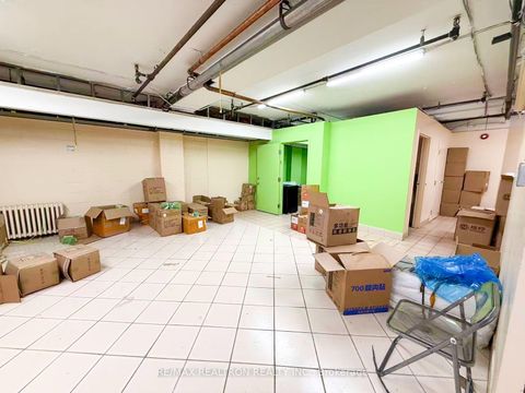 Photo 17 at 514 Yonge St Street, Bay Street Corridor, Toronto