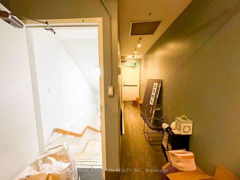 Photo 19 at 514 Yonge St Street, Bay Street Corridor, Toronto