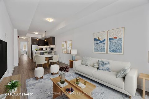 Photo 9 at 6 - 12 Marquette Avenue, Lawrence, Toronto