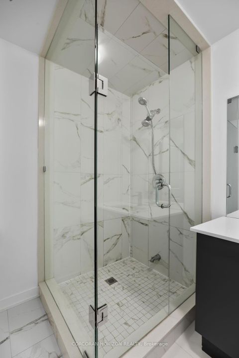 Photo 15 at 6 - 12 Marquette Avenue, Lawrence, Toronto