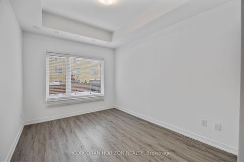 Photo 21 at 6 - 12 Marquette Avenue, Lawrence, Toronto