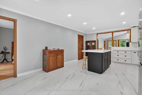 Photo 7 at 281 Harvie Road, Holly, Barrie