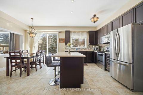 Photo 6 at 2325 Bridle Road, Windfields, Oshawa