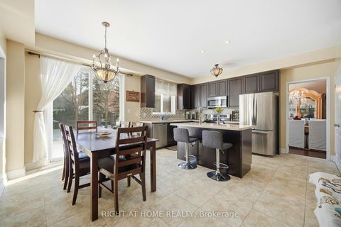 Photo 12 at 2325 Bridle Road, Windfields, Oshawa