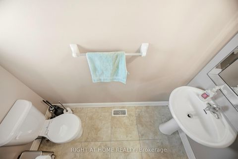 Photo 22 at 2325 Bridle Road, Windfields, Oshawa