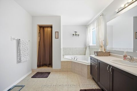 Photo 28 at 2325 Bridle Road, Windfields, Oshawa