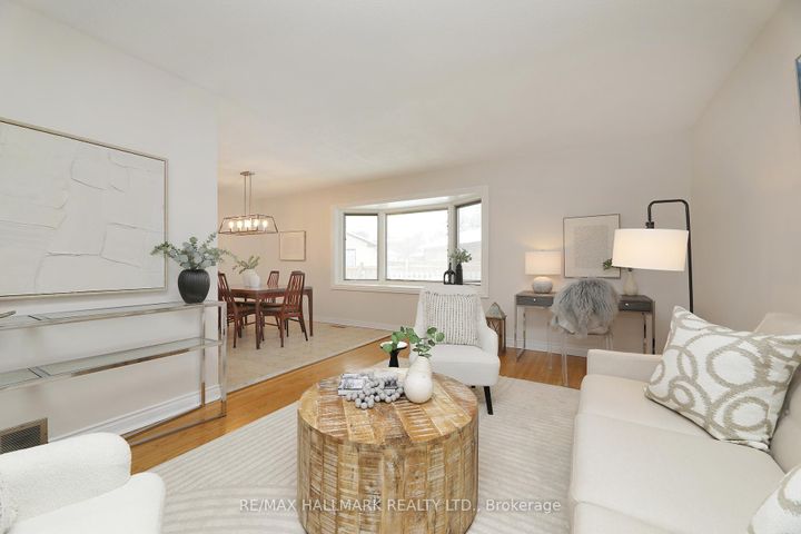 Photo 6 at 70 Lavington Drive, Richview, Toronto