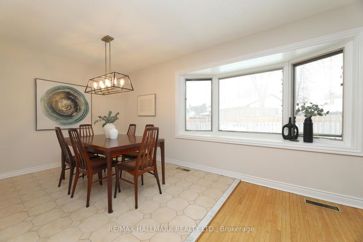 Photo 8 at 70 Lavington Drive, Richview, Toronto