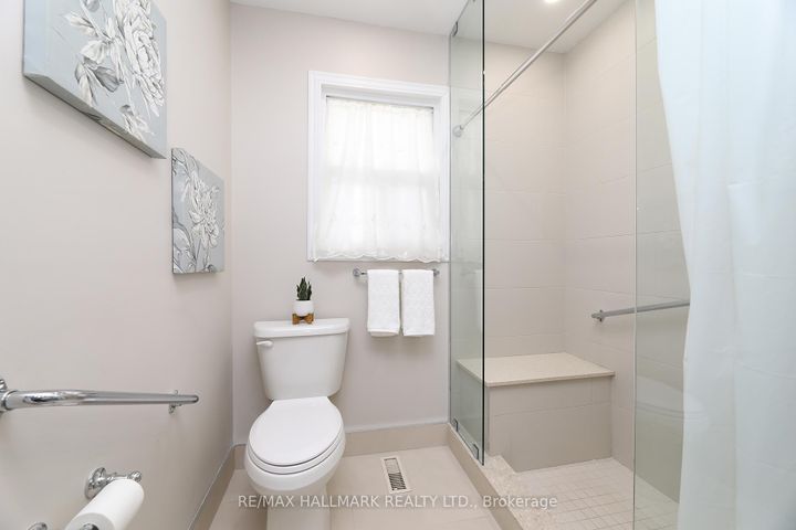 Photo 19 at 70 Lavington Drive, Richview, Toronto