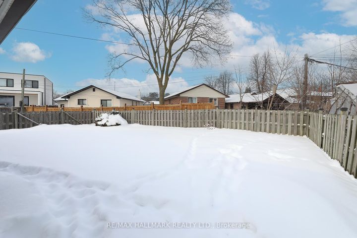 Photo 33 at 70 Lavington Drive, Richview, Toronto