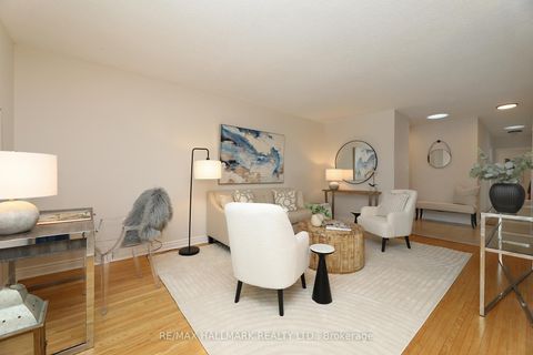 Photo 5 at 70 Lavington Drive, Richview, Toronto