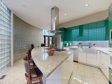 Photo 17 at 128 Laurentide Drive, Donalda, Toronto