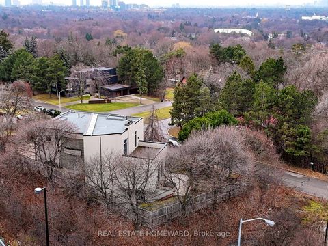 Photo 45 at 128 Laurentide Drive, Donalda, Toronto