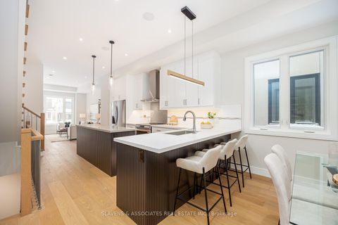 Photo 10 at 3B Linton Avenue, Cliffside, Toronto