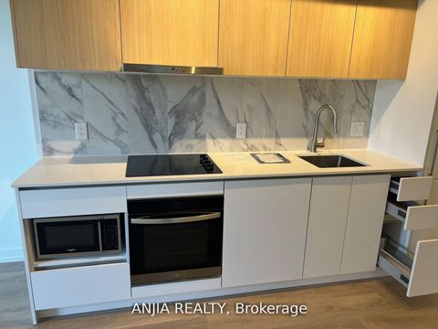 Photo 3 at 932 - 1100 Sheppard Avenue W, York University Heights, Toronto