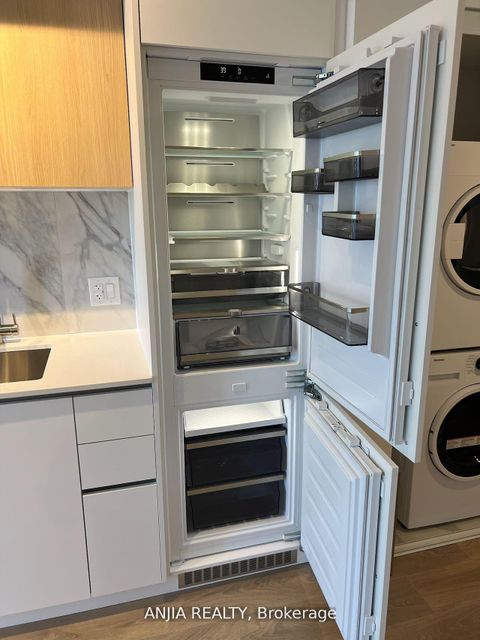 Photo 4 at 932 - 1100 Sheppard Avenue W, York University Heights, Toronto