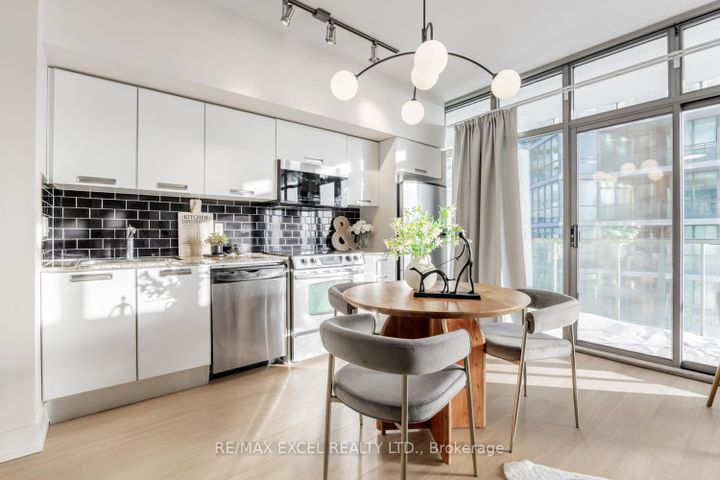 Photo 6 at 3709 - 33 Charles Street E, Yonge Corridor, Toronto