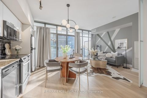 Photo 9 at 3709 - 33 Charles Street E, Yonge Corridor, Toronto