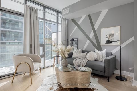 Photo 11 at 3709 - 33 Charles Street E, Yonge Corridor, Toronto