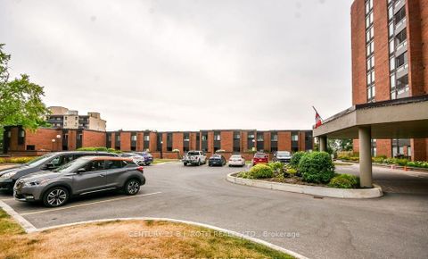 Photo 7 at 405 - 181 Collier Street, North Shore, Barrie