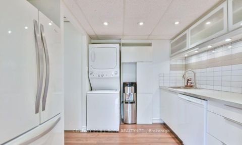 Photo 10 at 405 - 181 Collier Street, North Shore, Barrie