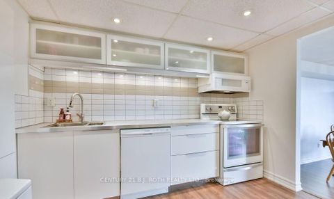 Photo 11 at 405 - 181 Collier Street, North Shore, Barrie