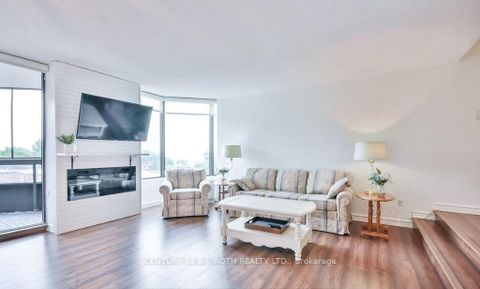 Photo 14 at 405 - 181 Collier Street, North Shore, Barrie