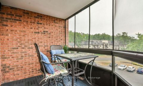 Photo 15 at 405 - 181 Collier Street, North Shore, Barrie