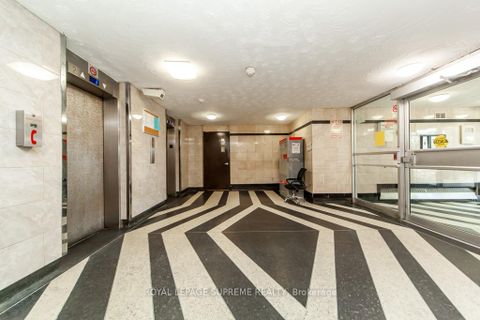 Photo 5 at 908 - 940 Caledonia Road, Glen Park, Toronto