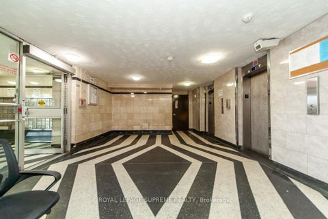 Photo 6 at 908 - 940 Caledonia Road, Glen Park, Toronto