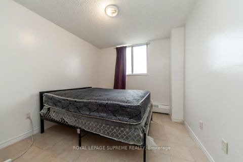 Photo 25 at 908 - 940 Caledonia Road, Glen Park, Toronto