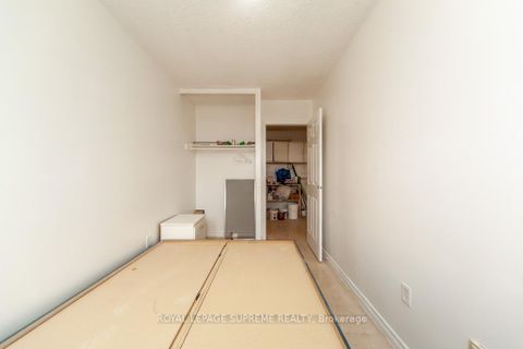 Photo 30 at 908 - 940 Caledonia Road, Glen Park, Toronto