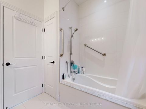 Photo 23 at 6 Macleod Estate Court, Jefferson, Richmond Hill