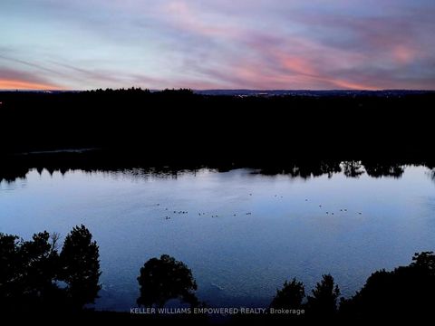 Photo 9 at 8 Macleod Estate Court, Jefferson, Richmond Hill