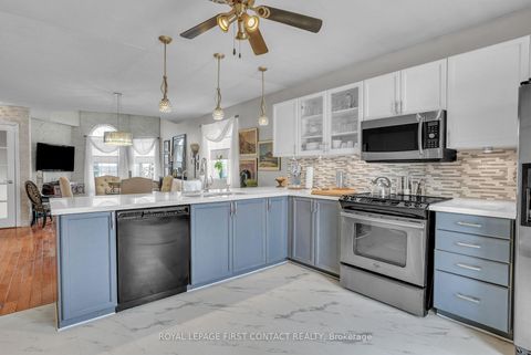 Photo 8 at 28 Hewitt Place, Georgian Drive, Barrie