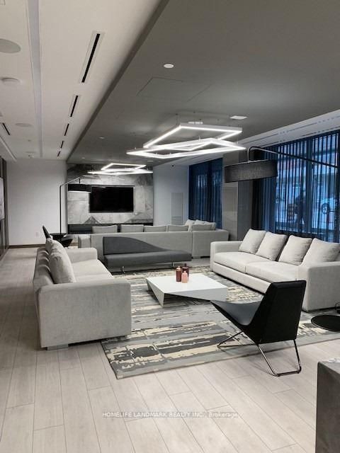 Photo 14 at PH09 - 50 Mccaul Street, Chinatown, Toronto