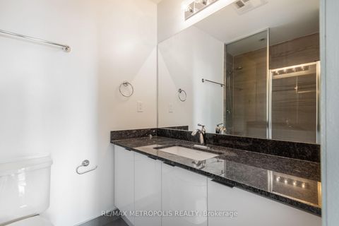 Photo 14 at 3507 - 2910 7 Highway, Concord, Vaughan