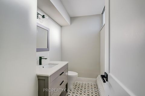 Photo 17 at 1503 - 15 Vicora Linkway Way, Flemingdon Park, Toronto