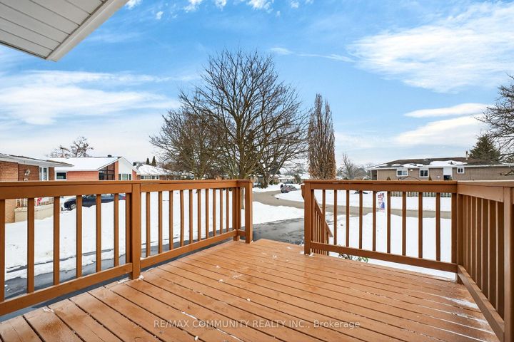 Photo 5 at 855 Zator Avenue, Bay Ridges, Pickering