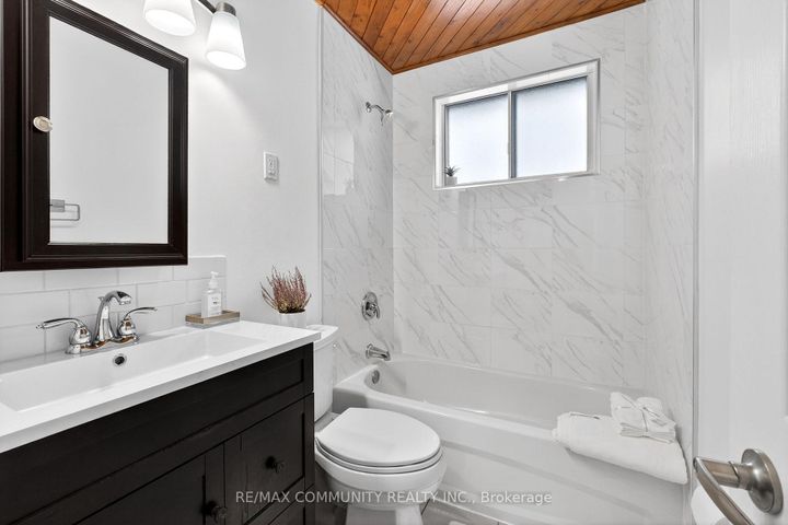 Photo 24 at 855 Zator Avenue, Bay Ridges, Pickering