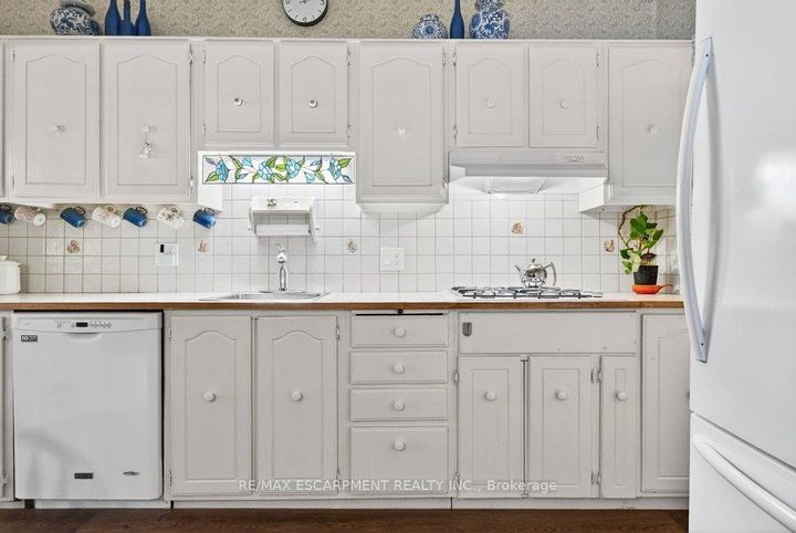 Photo 16 at 139 Queen Street S, Durand, Hamilton