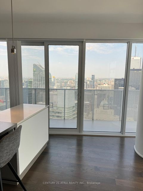 Photo 5 at 6604 - 100 Harbour Street, Waterfront Communities C1, Toronto