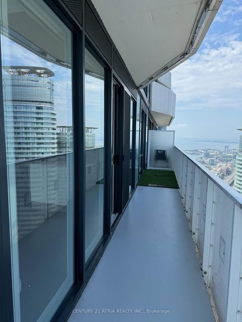 Photo 14 at 6604 - 100 Harbour Street, Waterfront Communities C1, Toronto