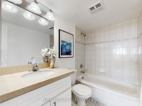 Photo 21 at 906 - 260 Doris Avenue, Willowdale East, Toronto