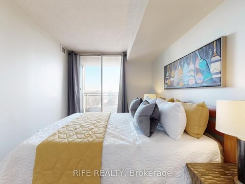 Photo 24 at 906 - 260 Doris Avenue, Willowdale East, Toronto