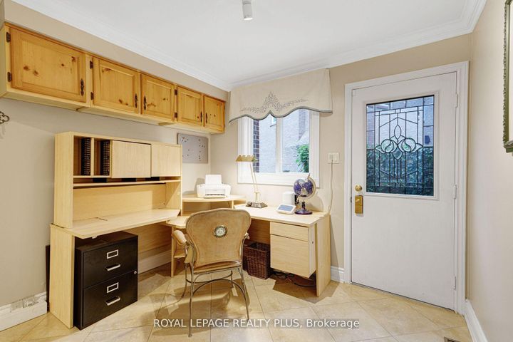 Photo 19 at 1760 Featherston Court, Erin Mills, Mississauga