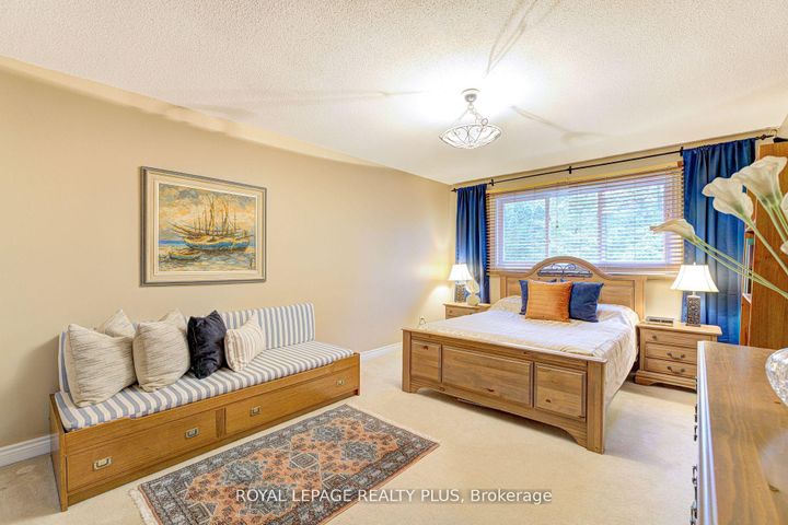 Photo 27 at 1760 Featherston Court, Erin Mills, Mississauga